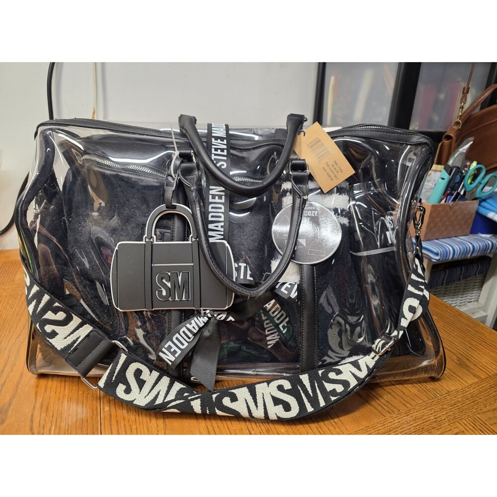 New Steve Madden SMC-7700 Black The Cozy Set MSRP$228